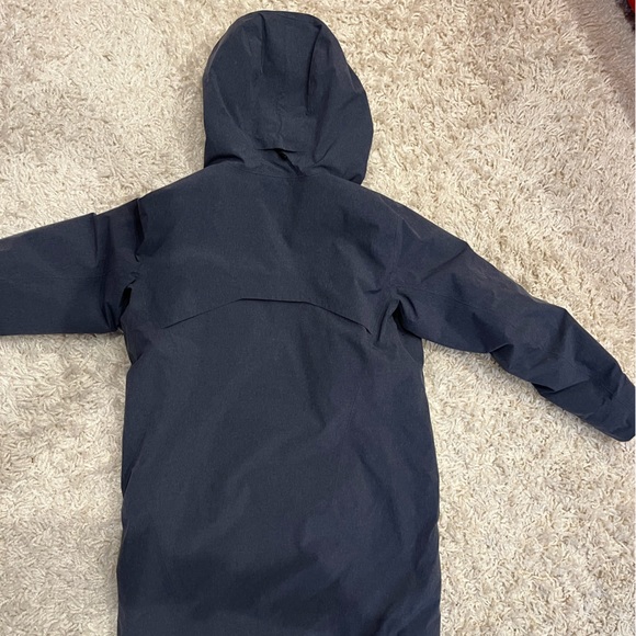 Arc’teryx women’s insulated coat. Women’s medium - Picture 1 of 13